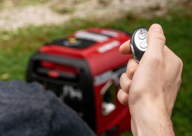 Инверторный бензиновый генератор A-iPower A4000iS